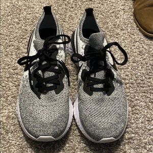 Women’s Nike Epic React Flyknit 2 Shoes